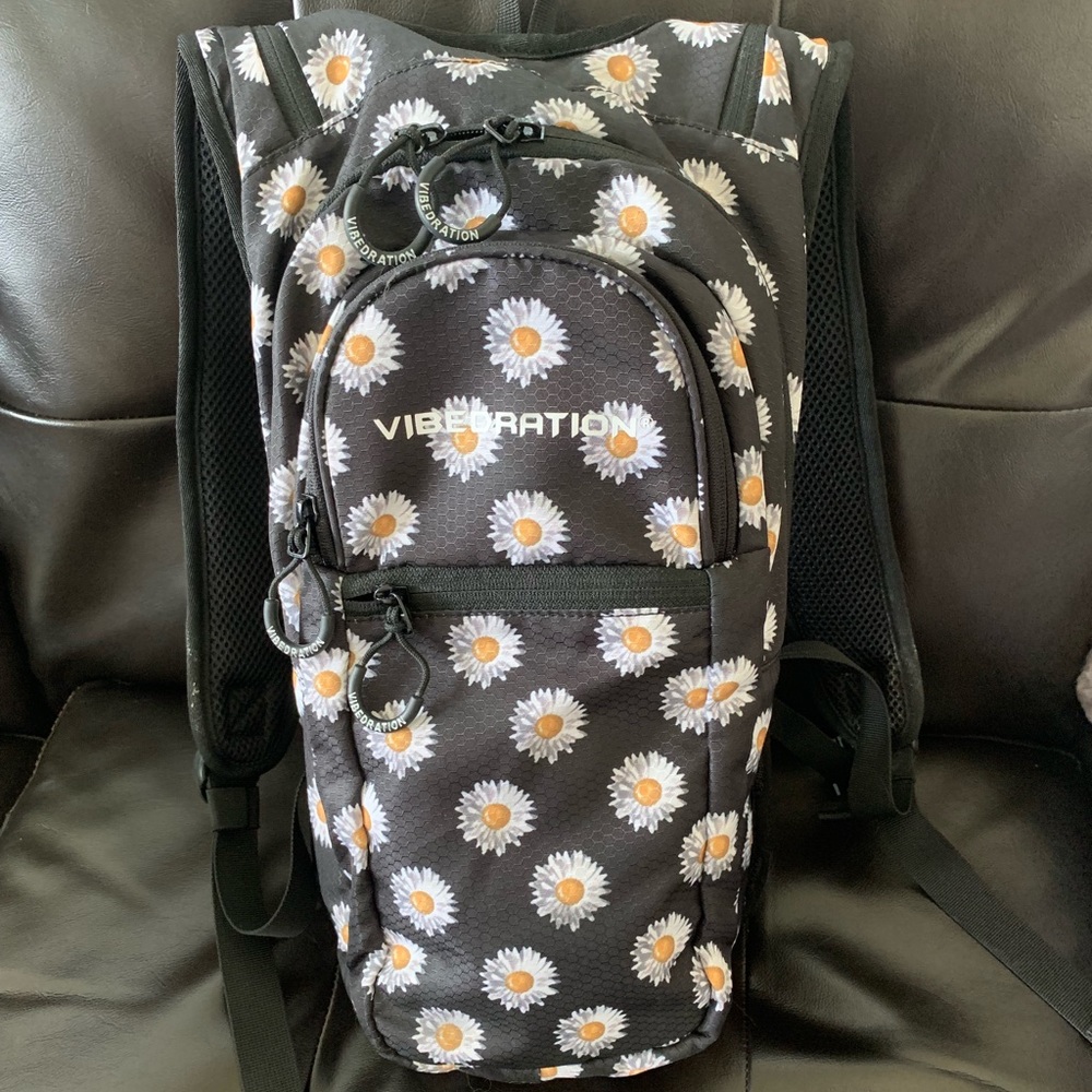 Daisy hydration backpack